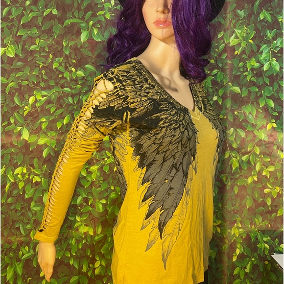 Affliction Women’s T-Shirt - Picture 10 of 13